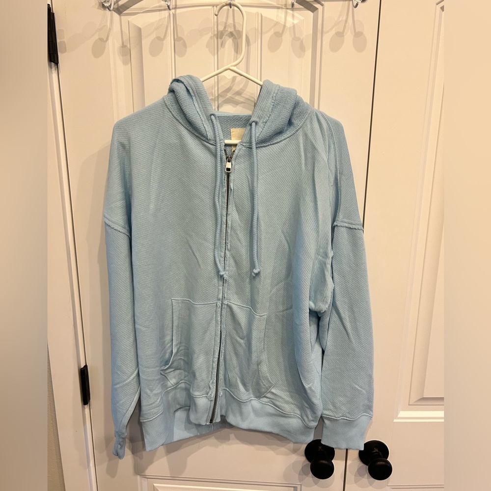 American eagle cornflower blue zip up sweater, size medium